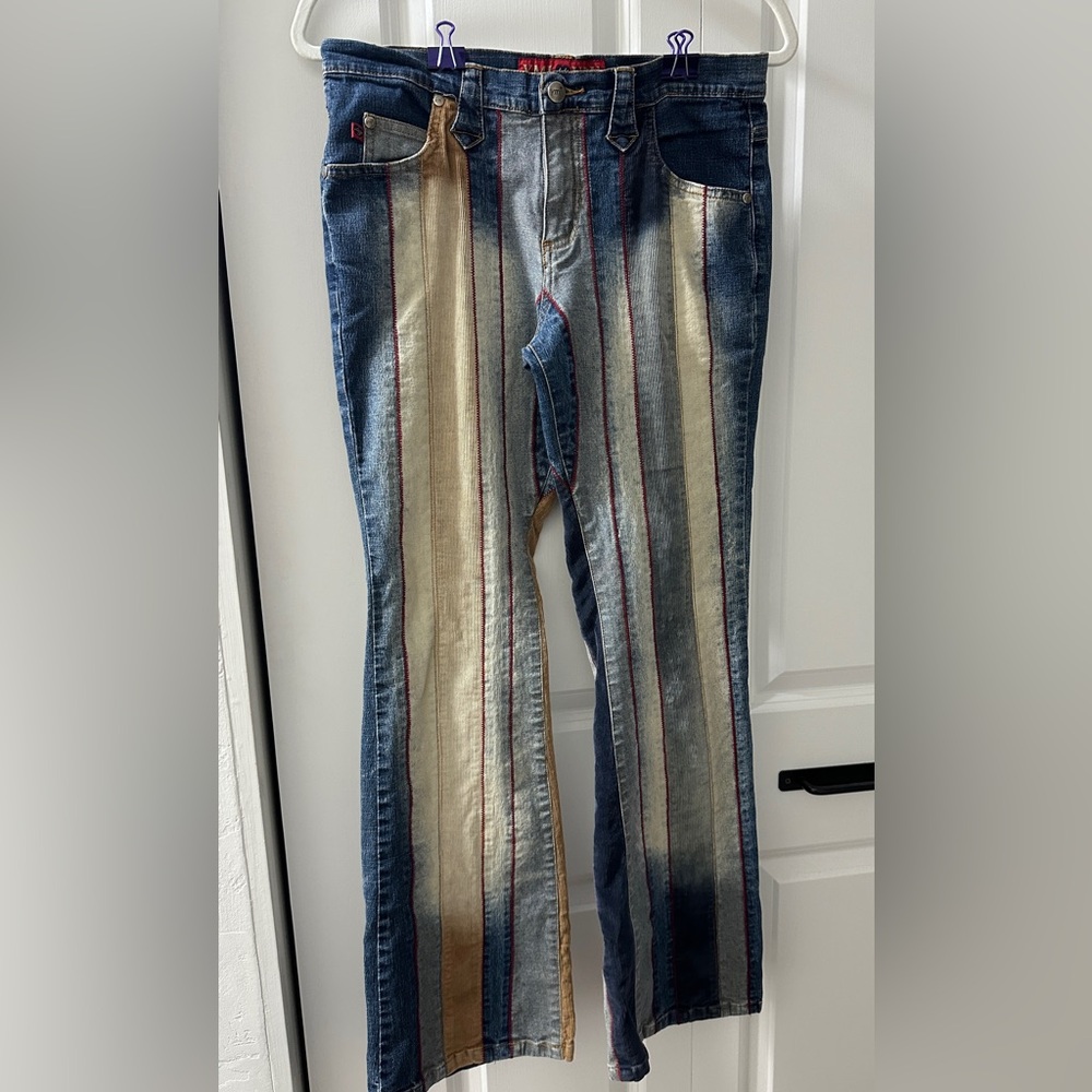 YMI lets UBU Vintage Mid-rise Flare Jeans